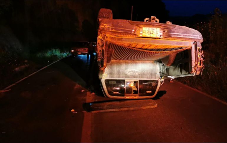 El accidente ocurrió la noche de ayer lunes en el kilómetro 21 de carretera a Saltillo. ESPECIAL /