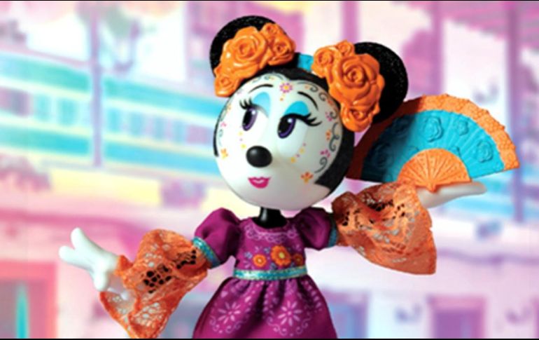 Al igual que su primera edición, el diseño de “Minnie Catrina” sigue fusionando diferentes tendencias de la cultura y vestidos tradicionales de México. CORTESÍA / Disney