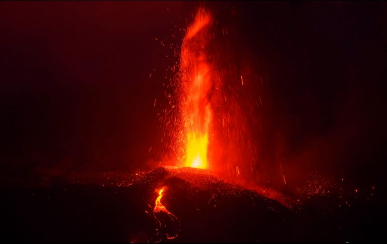 El volcán de Cumbre Vieja, en la isla española de La Palma, entró en erupción el pasado 19 de septiembre. EFE/ARCHIVO