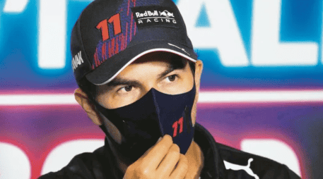 Pérez se mantiene en la pelea por el campeonato de pilotos, mismo en donde actualmente es quinto con 135 puntos. AFP / ARCHIVO