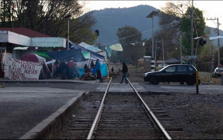 Los maestros del CNTE continuarán los bloqueos en las vías de ferrocarriles en varios puntos de Michoacán. SUN/ARCHIVO