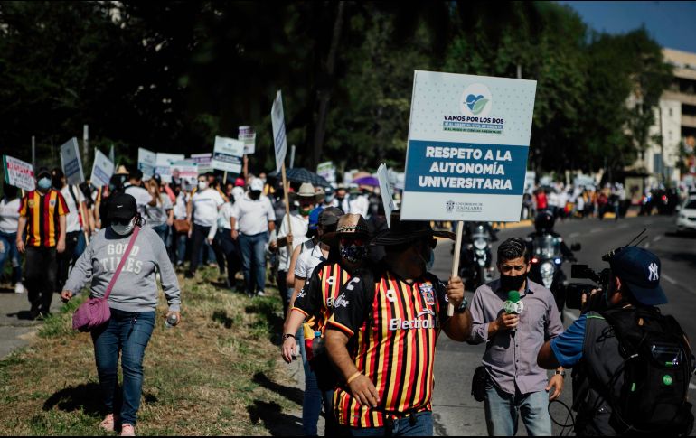 Ricardo Villanueva afirmó que la comunidad universitaria continuará con las caminatas a Casa Jalisco, pese a las críticas del gobernador. EL INFORMADOR / ARCHIVO