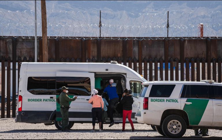 Más de 1.7 millones de migrantes indocumentados fueron detenidos en frontera sur de Estados Unidos. AFP/ARCHIVO
