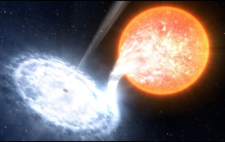 El hallazgo surge de una binaria de rayos X: una estrella de neutrones o un agujero negro que extrae gas de una estrella compañera. ESO / L. CALÇADA