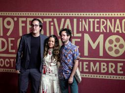 Los mexicanos Natalia Lafourcade y el productor y guionista Julio Chavezmontes en la inauguración del Festival Internacional de Cine de Morelia. EFE / I. VILLANUEVA