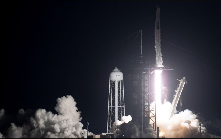 La llamada SpaceX Crew 3 fue lanzada desde la costa este del estado de Florida. EFE/J. Kowsky