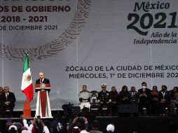 Desde el Zócalo, el Presidente dirige un mensaje por los tres años de su gobierno. AP/M. Ugarte