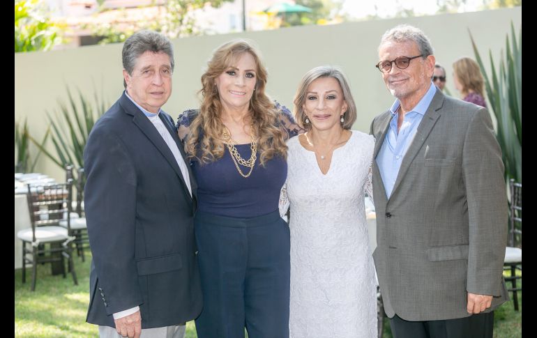 Víctor Ortiz, Irma de Ortiz, Carmen de Laveaga y Braulio Laveaga. GENTE BIEN JALISCO/JORGESOLTERO