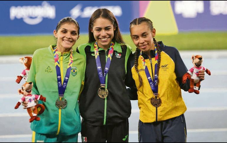 PODIO.La fondista mexicana logró ayer su segunda medalla de oro de los Juegos. CONADE