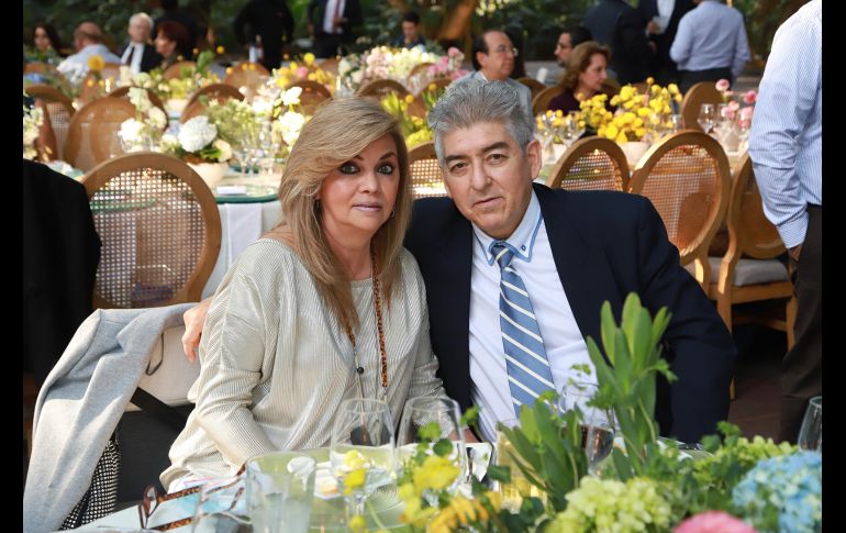 Mari Martínez y Saúl Hernández.GENTE BIEN JALISCO/TONY MARTÍNEZ