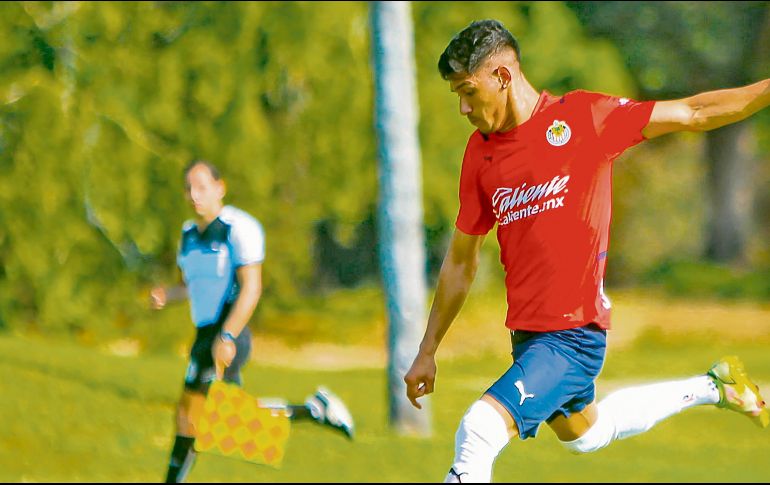 En dos años de permanencia en Guadalajara, Antuna no ha podido convertirse en la figura de Chivas que la afición espera. TWITTER/@chivas