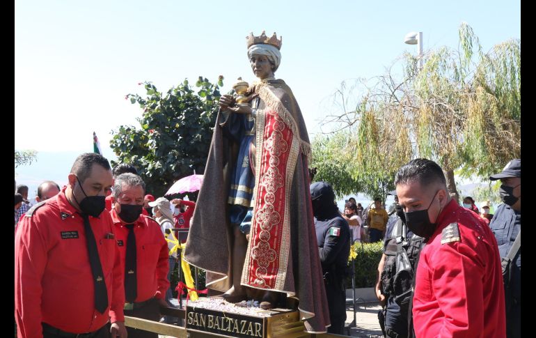 Alrededor de las 10:00 horas, las figuras de los tres Santos Reyes Magos salieron de su parroquia para dar un recorrido en vehículos CORTESÍA/Gobierno de Tlajomulco
