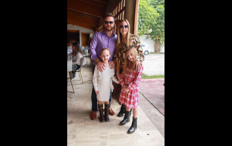 Toño, Alicia, Isabella y Estefanía Torres. GENTE BIEN JALISCO/ANTONIO MARTÍNEZ
