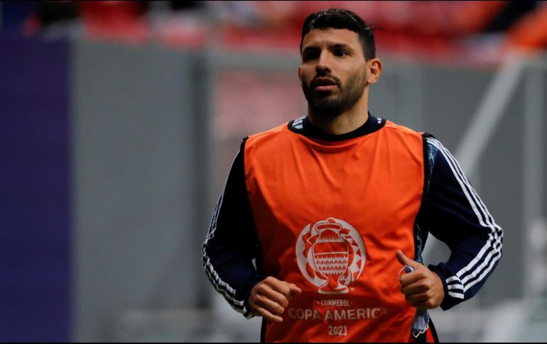 La AFA no se pronunció oficialmente sobre la propuesta laboral a Agüero. EFE/F. Bizerra