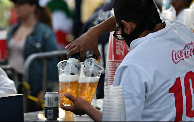 El análisis de la venta de alcohol en estadios se hace luego de los hechos suscitados en el estadio Corregidora de Querétaro el pasado 5 de marzo en el partido entre Gallos Blancos y el Atlas. IMAGO7 / ARCHIVO