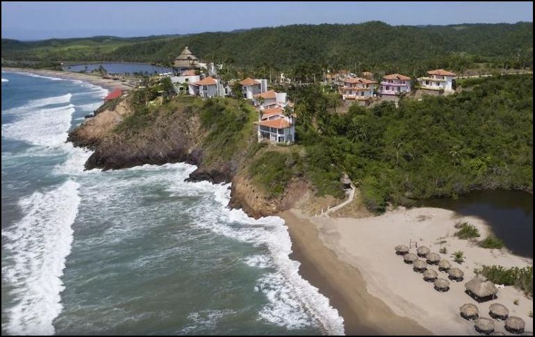Punta Serena es la única playa nudista en Jalisco y es exclusiva para adultos. ESPECIAL