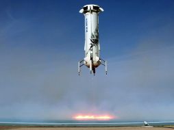El cohete de Blue Origin con cero emisiones de gases de efecto invernadero aterrizó verticalmente. / AP / ARCHIVO