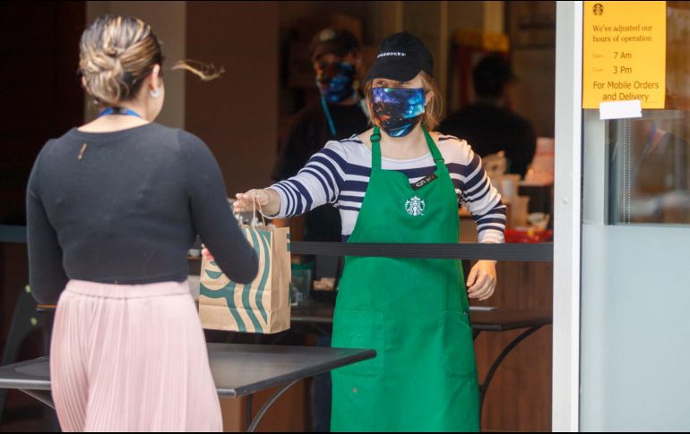 Starbucks lanza diversas estrategias para mejorar la calidad en sus colaboradores. EFE / ARCHIVO