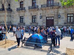 Manifestación de pepenadores lleva más de 24 horas en Centro de Guadalajara