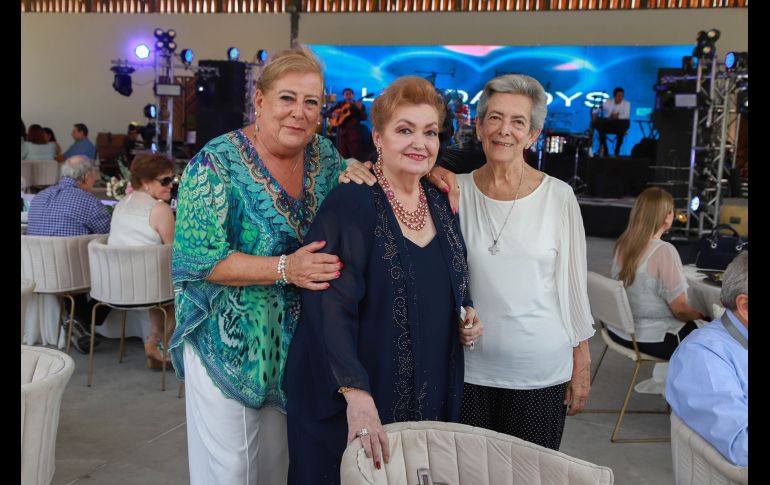 Carmen Valverde, Lita Michel Velasco y María de los Ángeles Romero. GENTE BIEN JALISCO/ Antonio Martínez