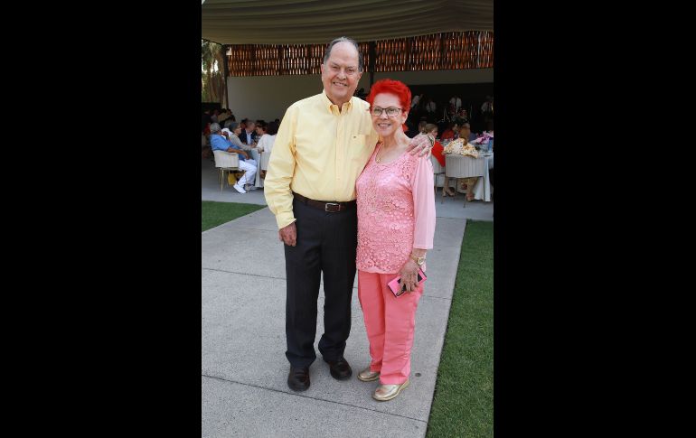 Arturo de la Torre y Esperanza Cuellar. GENTE BIEN JALISCO/ Antonio Martínez