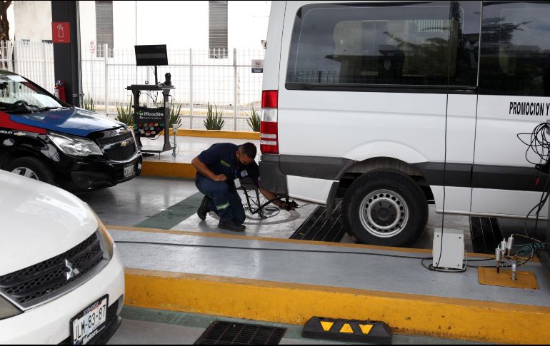 Una vez que tienes la cita para la verificación vehicular en Jalisco, la Semadet asegura que el trámite no dura más de 20 minutos. ELINFORMADOR/ARCHIVO