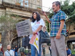 Los manifestantes expresaron su confianza en que el Gobierno de Jalisco no retire la placa. EL INFORMADOR/E. Gómez