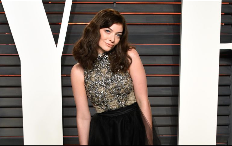 Lorde arrives at the Vanity Fair Oscar Party on Sunday, Feb. 28, 2016, in Beverly Hills, Calif. (Photo by Evan Agostini/Invision/AP) 88th Academy Awards - Vanity Fair Oscar Party-022816114389, 21334631,