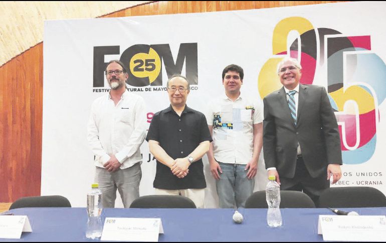 Toshiyuki Shimada, Vadym Kholodenko y Sergio Alejandro Matos, durante la presentación de las actividades finales del FCM. CORTESÍA