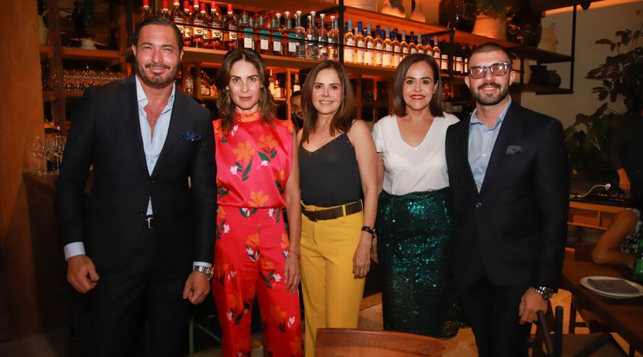 Yuri Zatarain, Sofía Basave, Marcela Espinosa, Lucía Espinosa y Bryan Soto. GENTE BIEN JALISCO/Antonio Martínez