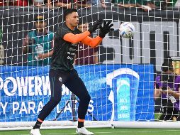 Alfredo Talavera tuvo actividad con el Tricolor en la derrota por 3-0 ante Uruguay. IMAGO7