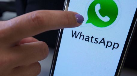 Todos los usuarios de WhatsApp de todo el mundo pueden transferir de forma fácil y segura su historial de chats, fotos, videos y mensajes de voz. EFE / ARCHIVO