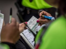 De las 862 mil 911 multas aplicadas por la Policía Vial entre marzo y septiembre del año pasado, 529 mil 021 fueron por estacionarse en lugares prohibidos. EL INFORMADOR/Archivo