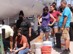 Vecinos del municipio de San Nicolás de Los Garza del área metropolitana de Monterrey sufren por la sequía de agua en la entidad. EL UNIVERSAL