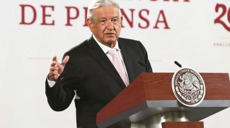 La Refinería Olmeca iniciará el próximo sábado con pruebas y en unos meses trabajará normalmente, señaló Andrés Manuel López Obrador. EL UNIVERSAL