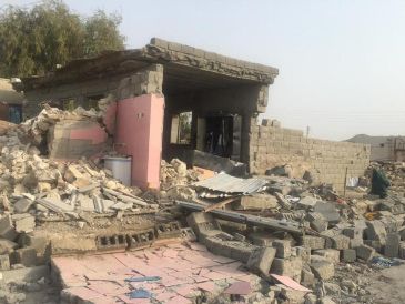Varios edificios residenciales quedaron en ruinas y toda la ciudad de Sayeh Khosh padeció sin electricidad. XINHUA