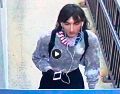 Robert Crimo se vistió de mujer para ocultar su identidad, y es posible que se haya puesto una peluca de cabello largo para esconder los tatuajes de su rostro. AP/Lake County Major Crime Task Force