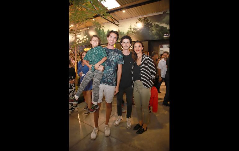 Nicolas Gracida, David Houston, Marc Houston y Mónica Houston. GENTE BIEN JALISCO/Antonio Martínez