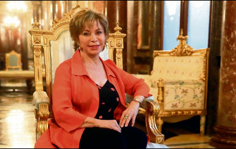 Actualmente la autora promueve su serie biográfica 