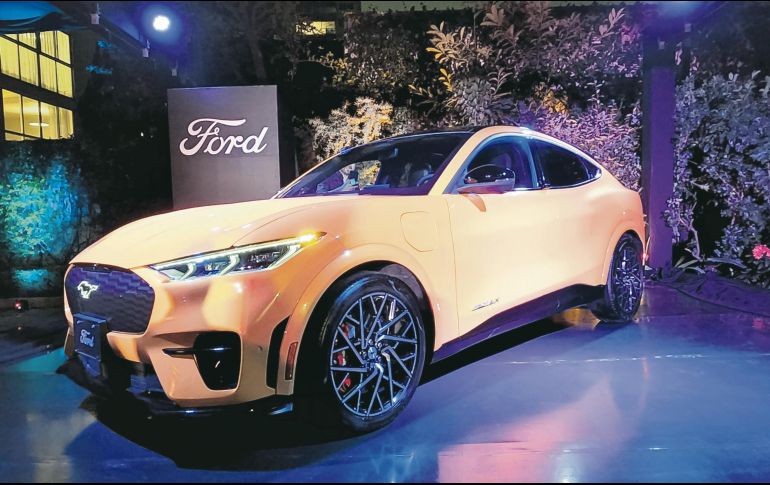 Este modelo luce una silueta espectacular, por supuesto con las líneas que atrae del histórico coupé de Ford. EL INFORMADOR/ M, Castillo