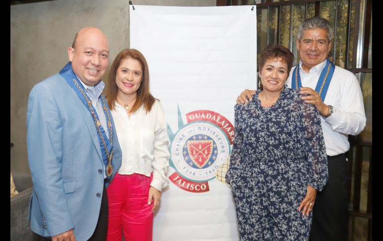 Enrique Gómez, Marisela Medina, Leticia Salazar y Juan Manuel Covarrubias. GENTE BIEN JALISCO/Claudio Jimeno