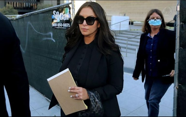 Vanessa Bryant exige una compensación por la 