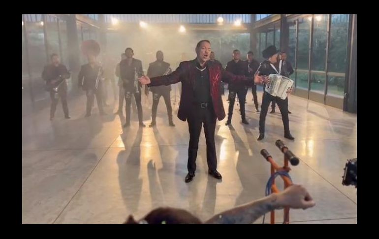 Julio Preciado continúa la gira musical junto a Banda el Recodo, teniendo como fecha tan esperada para la Ciudad de México el 11 de noviembre de 2022. CORTESÍA / Julio Preciado