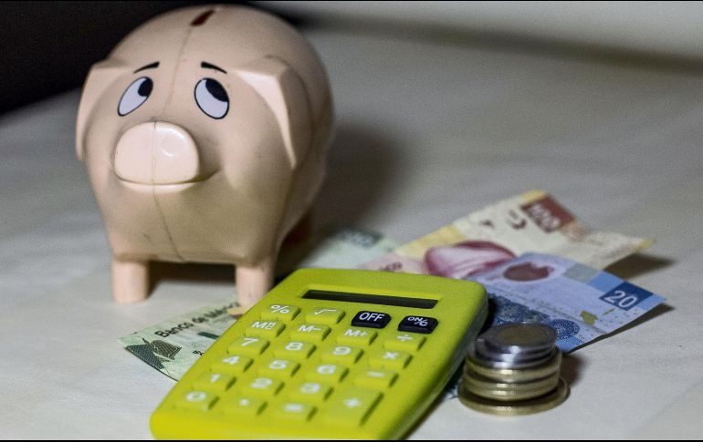 La capacitación en finanzas personales evita el endeudamiento excesivo de las familias. EL INFORMADOR/ Archivo
