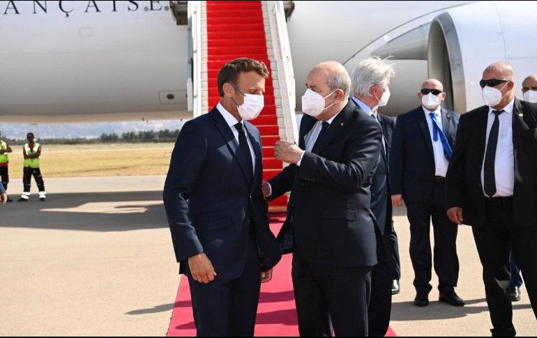 Esta es la segunda vez que Macron viaja a Argelia como presidente de Francia. EFE/Presidencia de Argelia