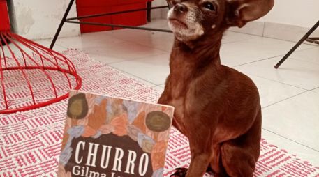 El logotipo de la editorial fue diseñado por el editor Clemente Orozco Farías, quien retomó la imagen de un pequeño perro chihuahua color negro de nombre Sargento Cuff. CORTESÍA