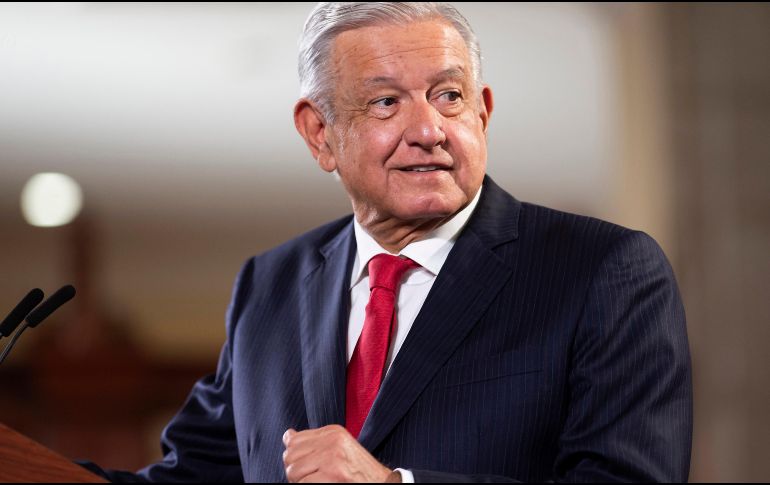 López Obrador asevera que seguirá la política de austeridad y ejemplo de esto es que en la Oficina de Presidencia ha habido ahorros por más de 3 mil millones de pesos. EFE / Presidencia de México