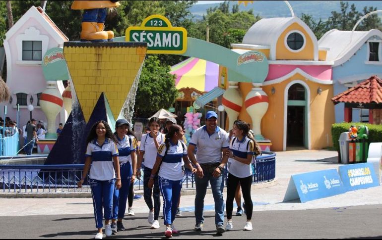 Los atletas fueron invitados a festejar en este popular parque de la ciudad. EL INFORMADOR / A. Navarro
