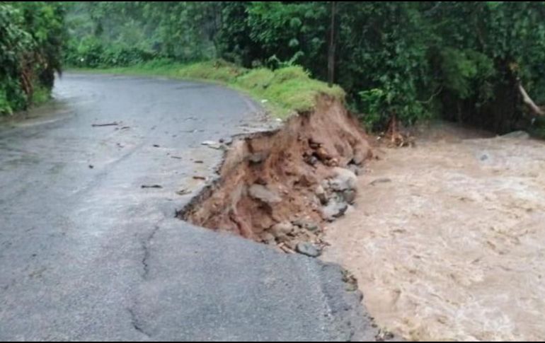 Al menos cinco ríos han salido de su cauce normal y han provocado afectaciones en unas 100 viviendas del sur del estado. Foto: Twitter/ @larazontampico