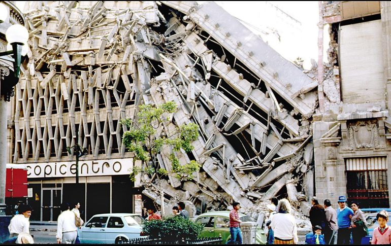 Hace ya 22 años que la ciudad de México sucumbió ante la inmensa tragedia del terremoto registrado el 19 de Septiembre de 1985. NTX/ARCHIVO